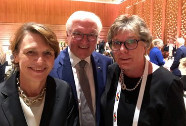 DKHV e.V.: Margret Hartkopf mit Bundespräsident Frank-Walter Steinmeier und Gattin Elke Büdenbender